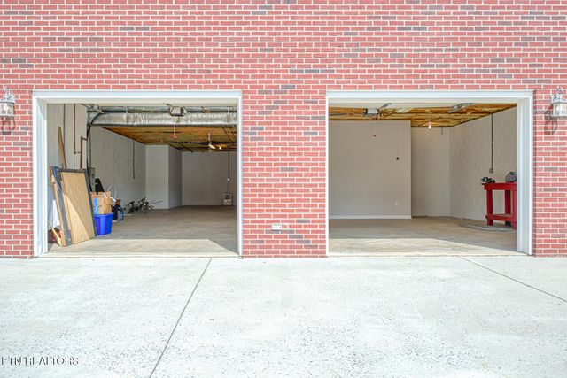 401 Crowne Way, Cookeville, TN 38501