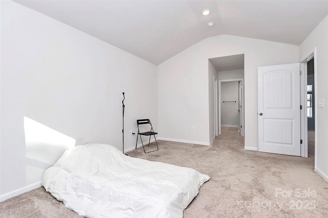 5209 Wolfridge Avenue, Charlotte, NC 28214