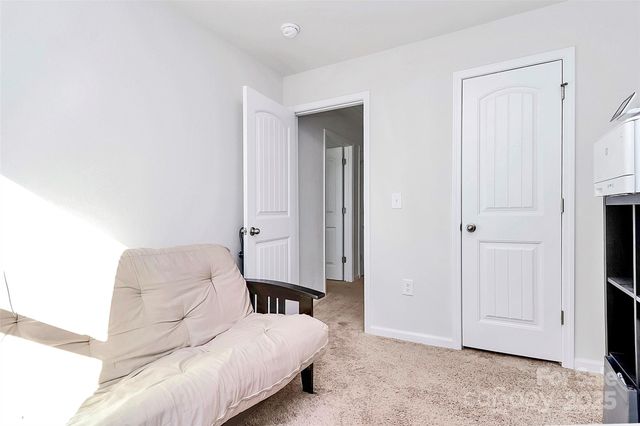 5209 Wolfridge Avenue, Charlotte, NC 28214