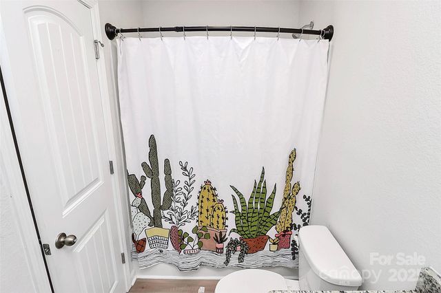 5209 Wolfridge Avenue, Charlotte, NC 28214