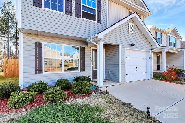 5209 Wolfridge Avenue, Charlotte, NC 28214