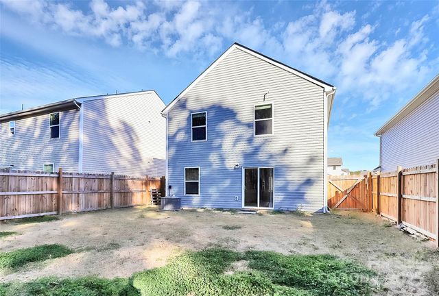 5209 Wolfridge Avenue, Charlotte, NC 28214