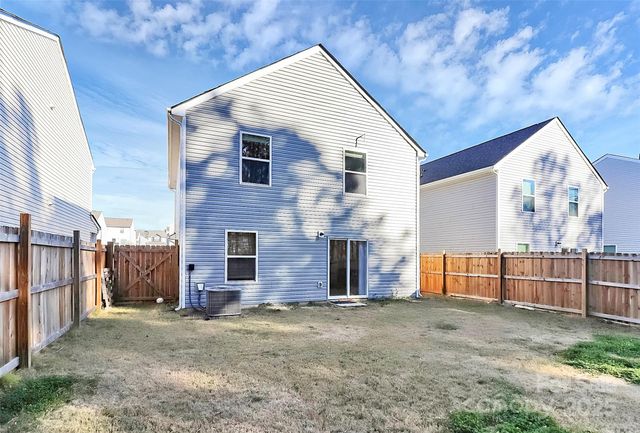 5209 Wolfridge Avenue, Charlotte, NC 28214