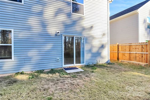 5209 Wolfridge Avenue, Charlotte, NC 28214