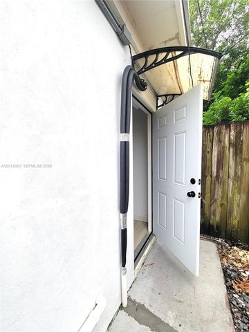 6730 Charleston St B-2, Hollywood, FL 33024