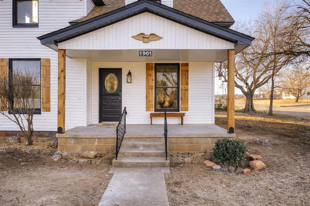 1901 W Cleveland Avenue, Guthrie, OK 73044