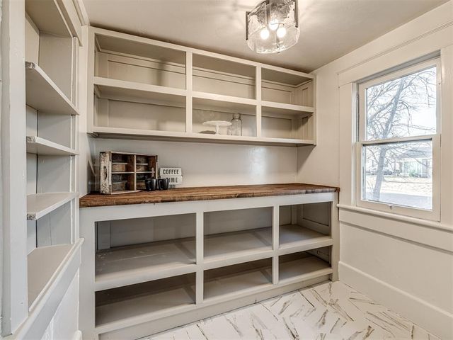 1901 W Cleveland Avenue, Guthrie, OK 73044