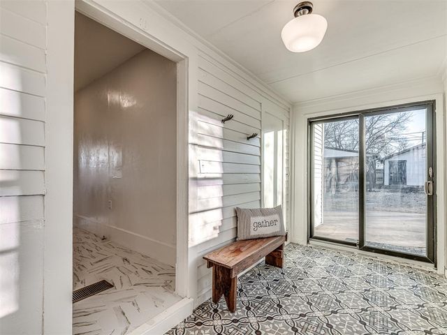 1901 W Cleveland Avenue, Guthrie, OK 73044