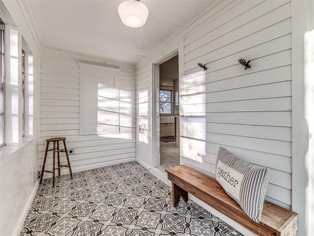 1901 W Cleveland Avenue, Guthrie, OK 73044