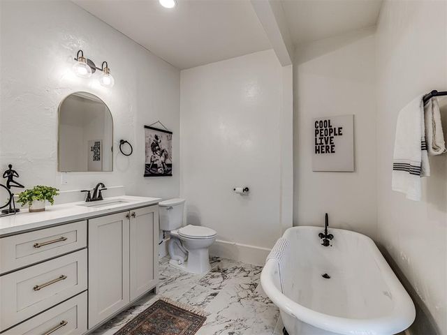 1901 W Cleveland Avenue, Guthrie, OK 73044