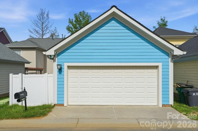 1919 Lela Avenue, Charlotte, NC 28208