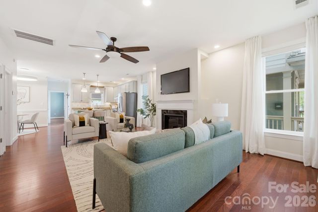 1919 Lela Avenue, Charlotte, NC 28208