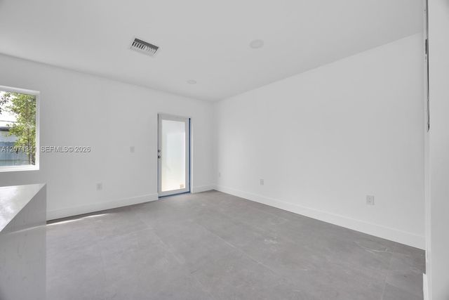 2770 NW 44 Street, Miami, FL 33142