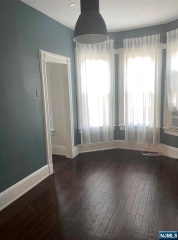 25 Gautier Avenue, Jersey City, NJ 07306