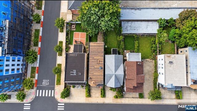 25 Gautier Avenue, Jersey City, NJ 07306