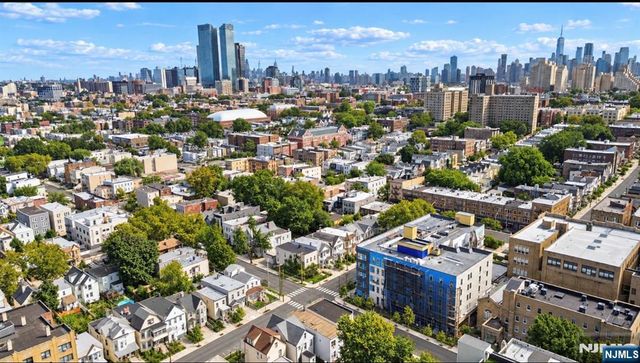 25 Gautier Avenue, Jersey City, NJ 07306