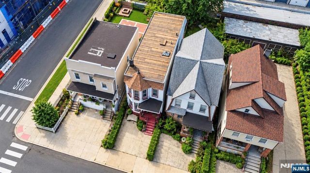 25 Gautier Avenue, Jersey City, NJ 07306