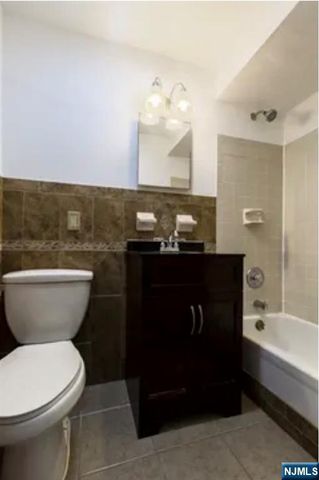 25 Gautier Avenue, Jersey City, NJ 07306