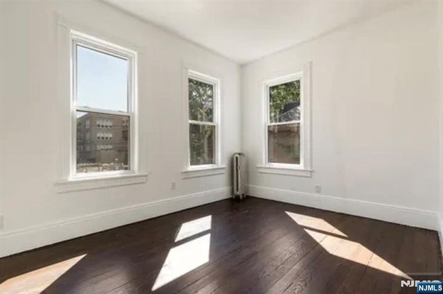25 Gautier Avenue, Jersey City, NJ 07306