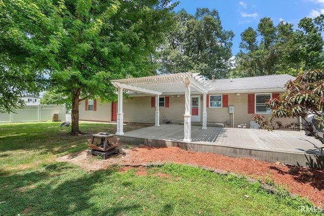 5008 E Shady Point Drive, Monticello, IN 47960