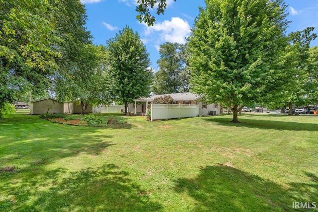 5008 E Shady Point Drive, Monticello, IN 47960