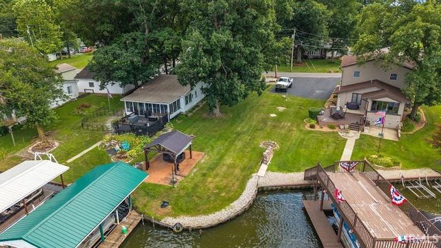 5008 E Shady Point Drive, Monticello, IN 47960