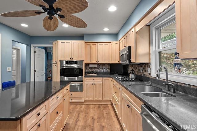 5008 E Shady Point Drive, Monticello, IN 47960
