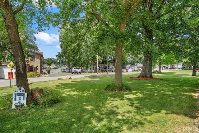 5008 E Shady Point Drive, Monticello, IN 47960