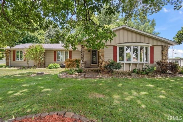5008 E Shady Point Drive, Monticello, IN 47960