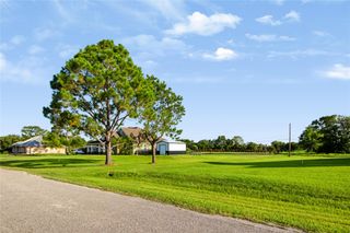 000 Penny Ln, Santa Fe, TX 77510