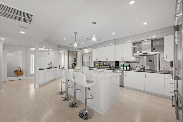 1280 DOLPHIN BAY WAY 402, Sarasota, FL 34242