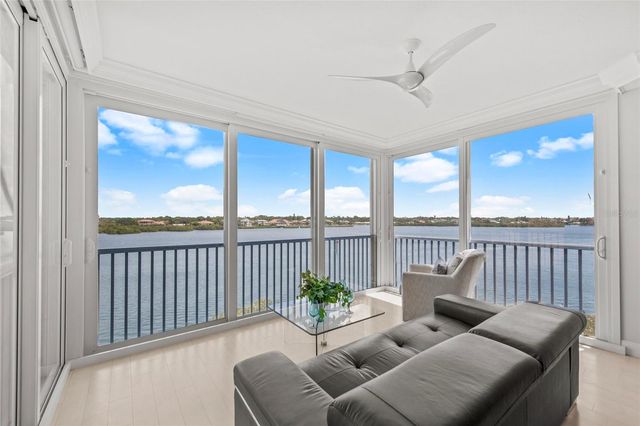 1280 DOLPHIN BAY WAY 402, Sarasota, FL 34242