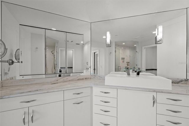 1280 DOLPHIN BAY WAY 402, Sarasota, FL 34242