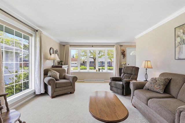 1024 W ROBERTS AVENUE, Appleton, WI 54914