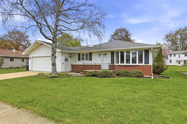 1024 W ROBERTS AVENUE, Appleton, WI 54914