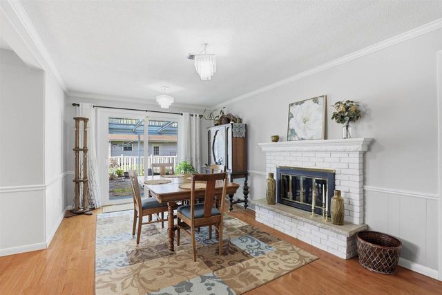 1024 W ROBERTS AVENUE, Appleton, WI 54914