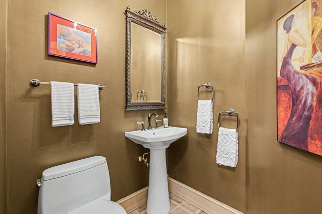 3730 Chimney Hill Drive, Valparaiso, IN 46383