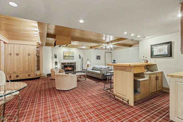 3730 Chimney Hill Drive, Valparaiso, IN 46383
