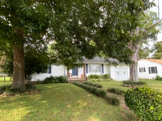 22 E 5th Street, Jasper, TN 37347