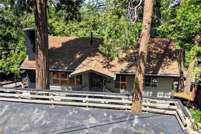 176 Fir Terrace, Cedar Glen, CA 92321
