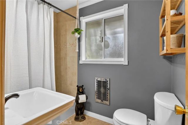 176 Fir Terrace, Cedar Glen, CA 92321