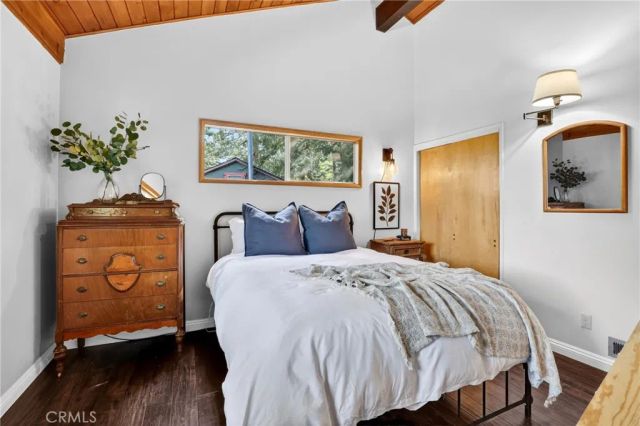 176 Fir Terrace, Cedar Glen, CA 92321
