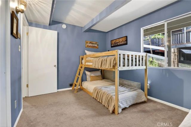 176 Fir Terrace, Cedar Glen, CA 92321