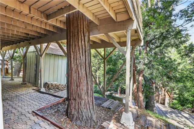 176 Fir Terrace, Cedar Glen, CA 92321