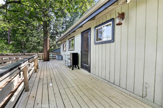 176 Fir Terrace, Cedar Glen, CA 92321