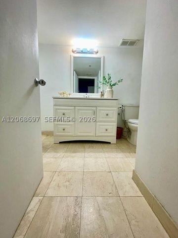 3600 Mystic Pointe dr 1010, Aventura, FL 33180