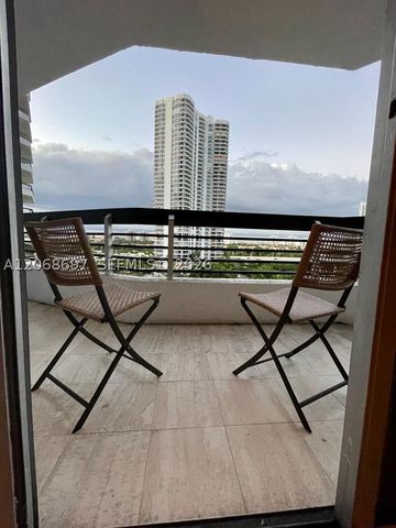 3600 Mystic Pointe dr 1010, Aventura, FL 33180