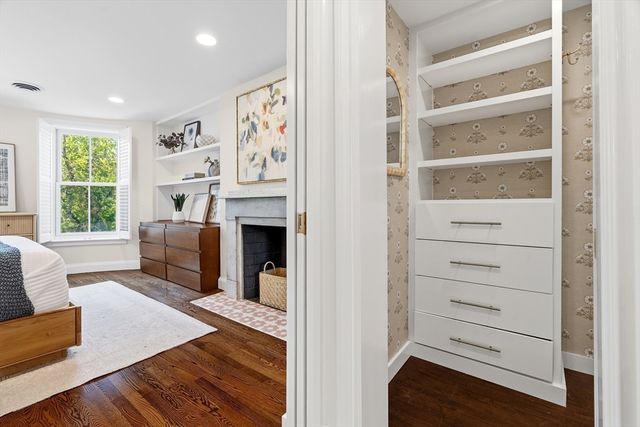 7 Concord Sq 4, Boston, MA 02118
