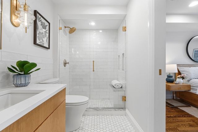 7 Concord Sq 4, Boston, MA 02118