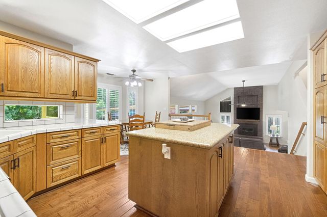 7208 N Antioch Avenue, Fresno, CA 93722